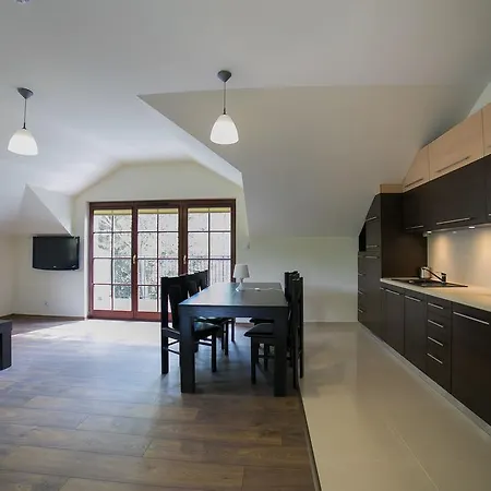 Apartment Dworki Borowego *