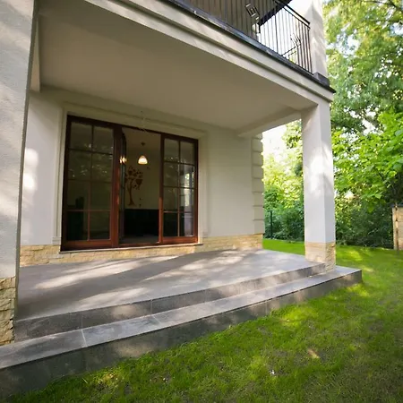 Dworki Borowego Apartment *